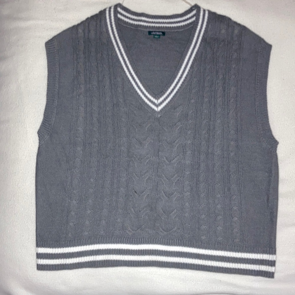 Vest, tank, sweater, Wild Fable, size Large